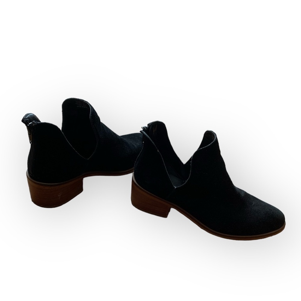 Steve Madden black suede bootie - Picture 6 of 8